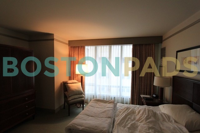Ritz-Carlton Boston Residences bedrooms