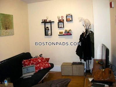 Fenway/kenmore 2 Beds 1 Bath Boston - $3,475 No Fee