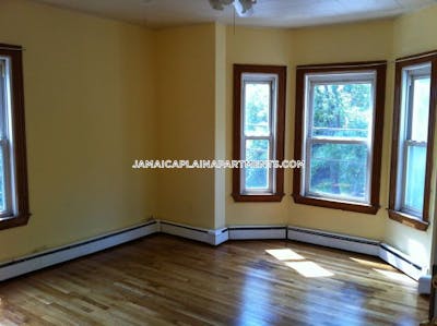 Jamaica Plain 3 Beds 2 Baths Boston - $5,200