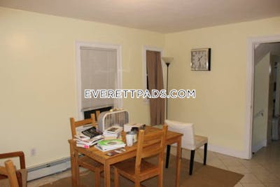 Everett 5 Beds 2 Baths - $4,700 No Fee